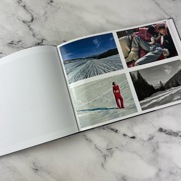 CHANEL Fall-Winter 2021/22 Ready to Wear Collection Magazine/Book - Picture 2 of 3